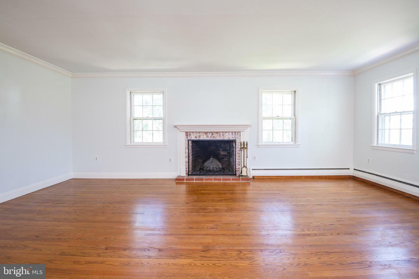 Property Photo:  1439 Alleghenyville Road 2nd Floor  PA 19540 