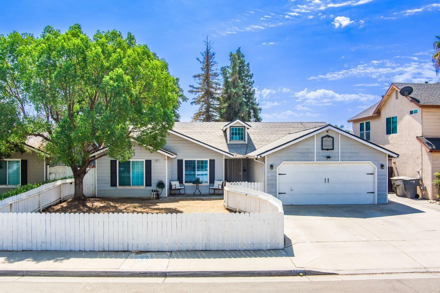 Property Photo:  4665 W Yale Avenue  CA 93722 