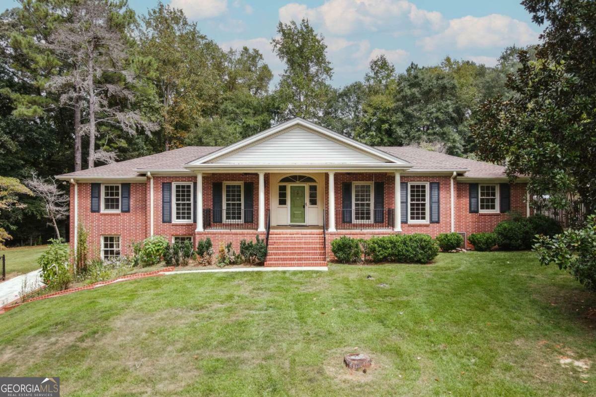 Property Photo:  270 Riverhill Drive  GA 30606 