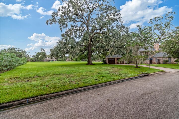 Property Photo:  000 Pleasant Valley Drive  TX 77486 