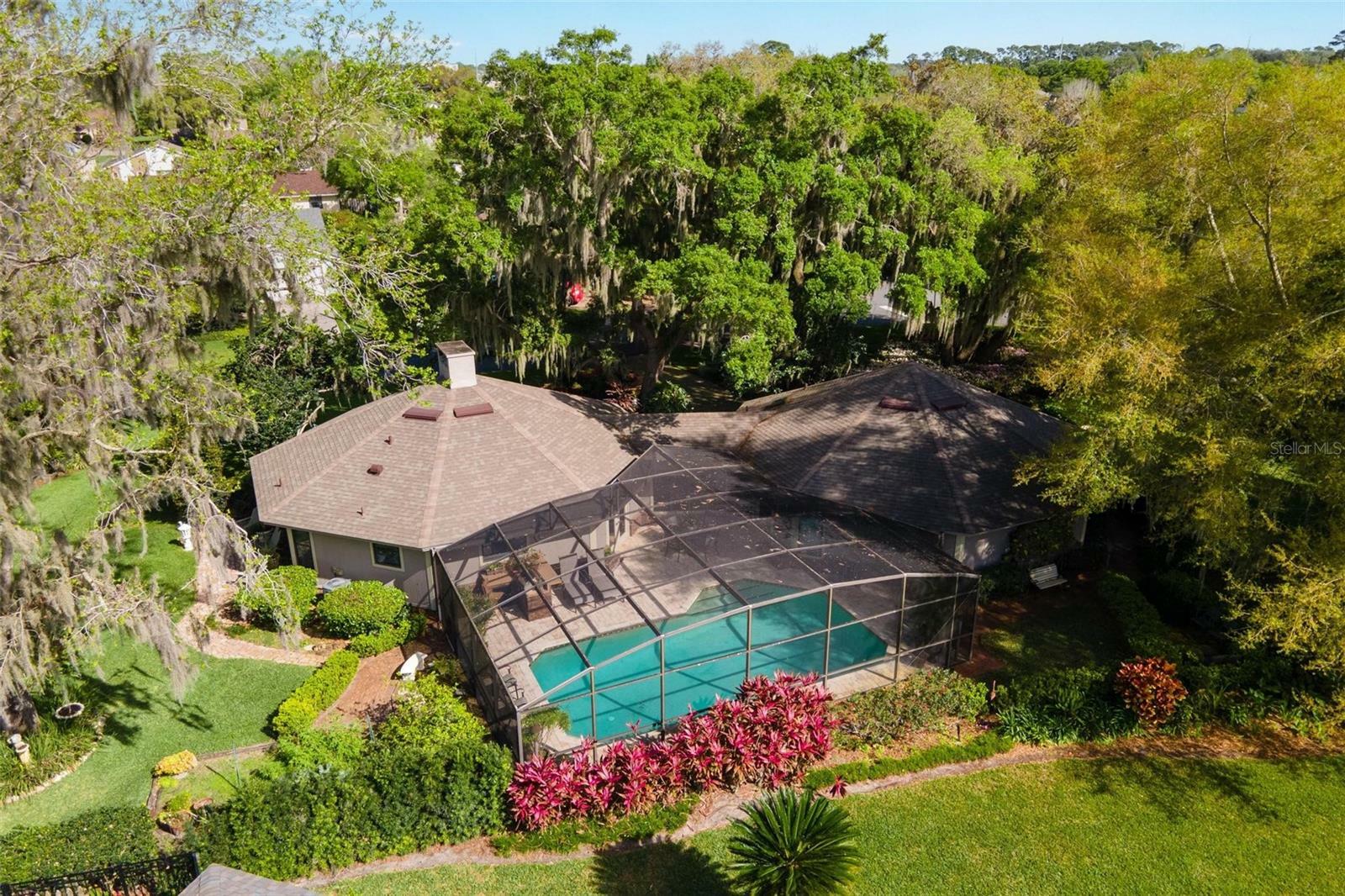 Property Photo: 1785 Maine Court FL 32778