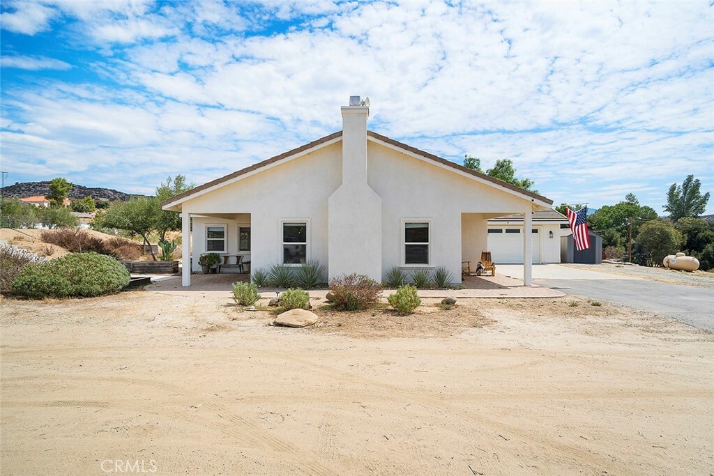 Property Photo:  35798 Ballinger Road  CA 92544 