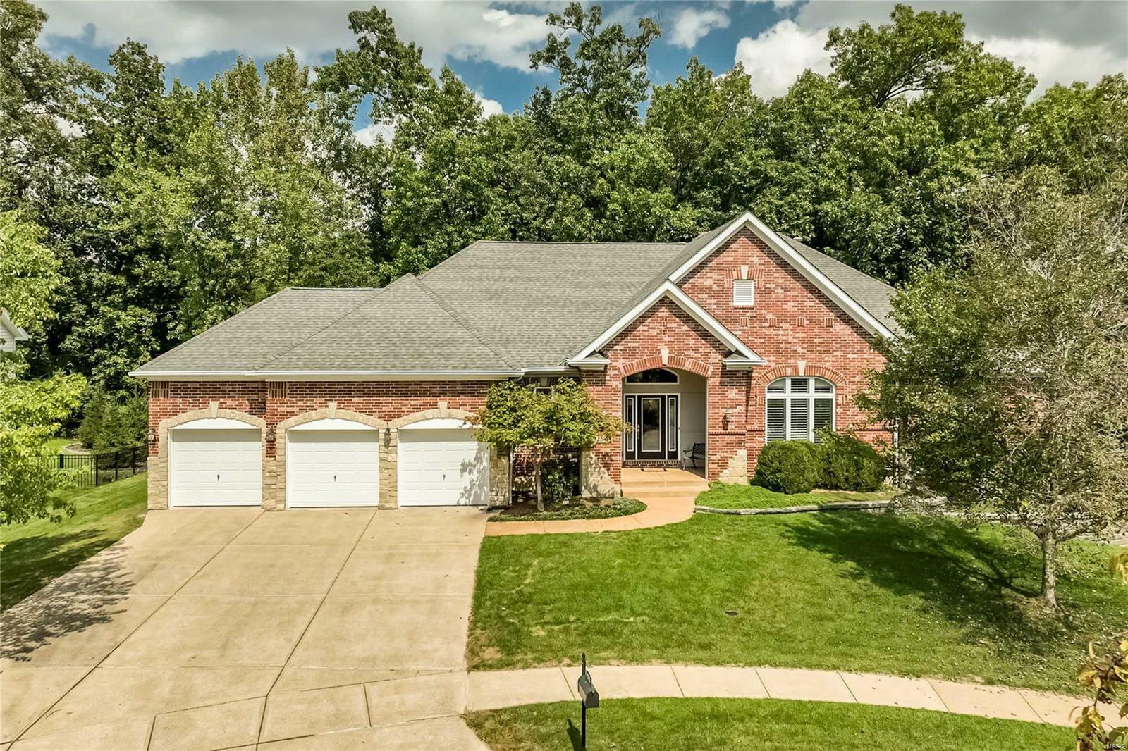 1390 Mallet Hill Drive  Ellisville MO 63021 photo