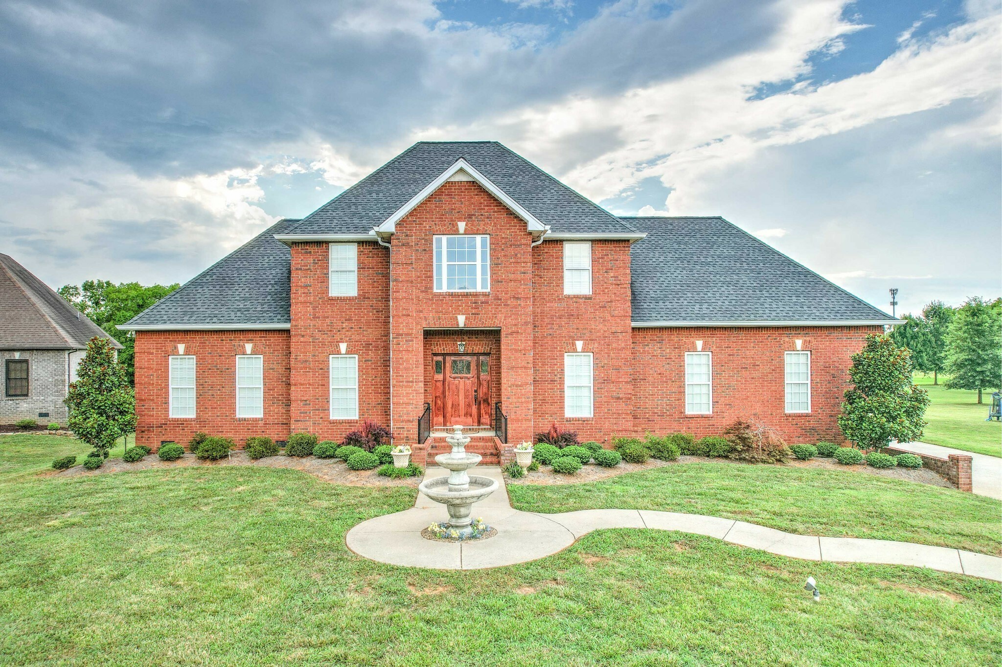 Property Photo:  1950 Cliffview Ct  TN 37128 