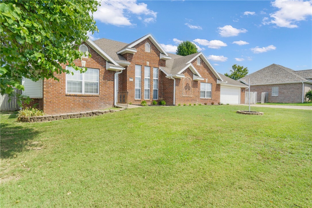 Property Photo:  2350 Brooks Circle  AR 72751 