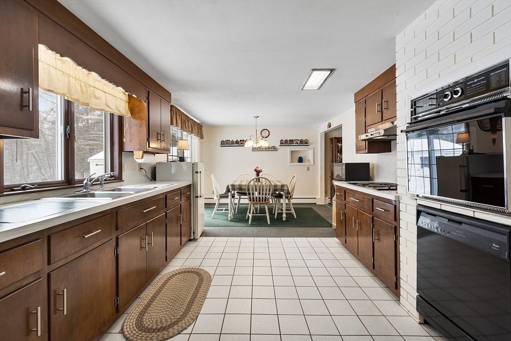 Property Photo:  92 Goodrich St.  MA 01475 