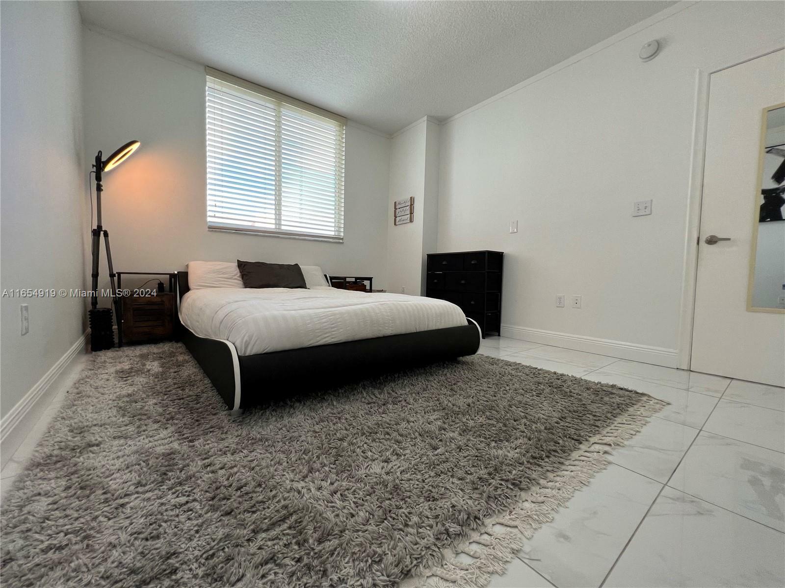 Property Photo:  2775 NE 187th St 520  FL 33180 