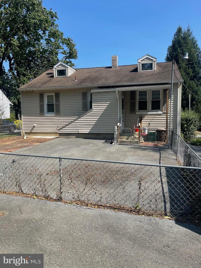 Property Photo:  325 Barbara Street  PA 17551 