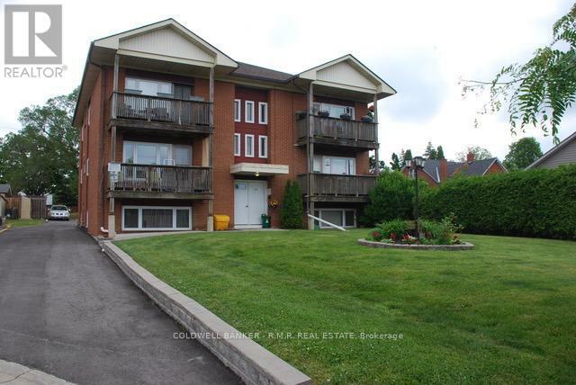 439 Austen Court  Oshawa (Donevan) ON L1H 6K7 photo