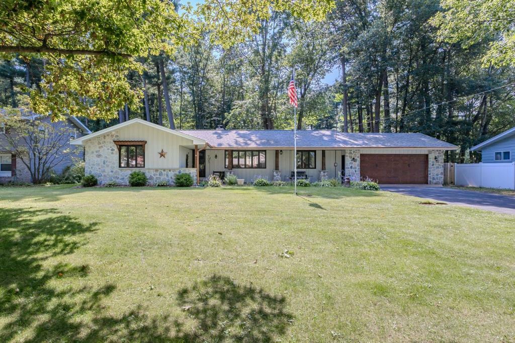 Property Photo:  905 Harlyn Avenue  WI 54474 