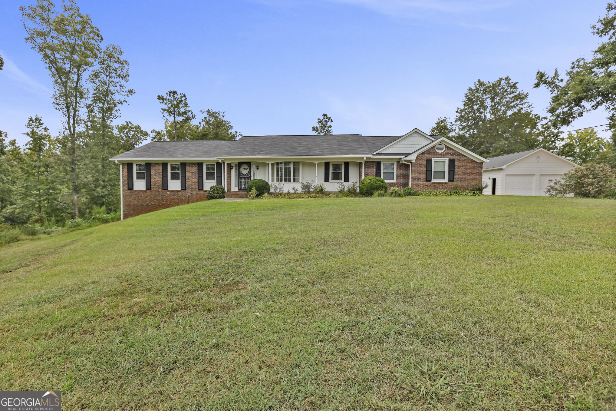 Property Photo:  24 Briar Ridge Road  GA 30263 