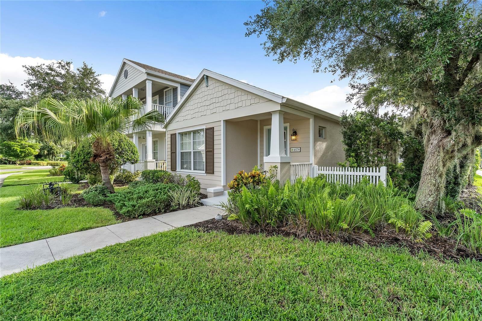 Property Photo:  6579 Pine Breeze Run  FL 34243 