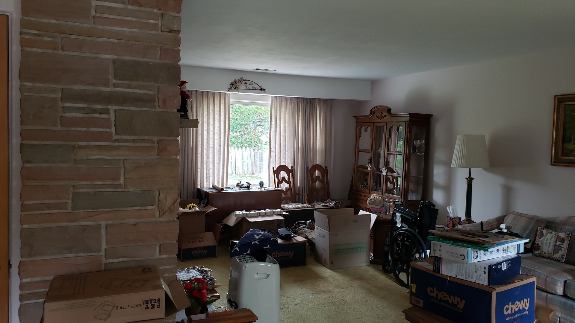 Property Photo:  516 Leith Avenue  IL 60085 