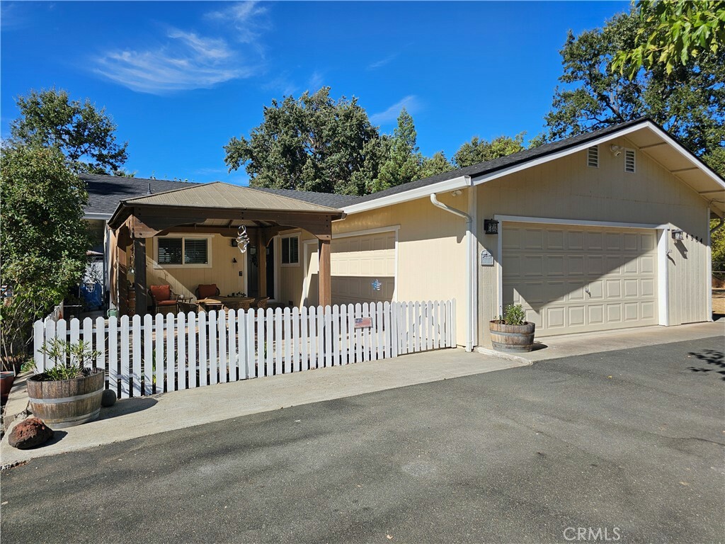 Property Photo:  4984 Reed Court  CA 95422 