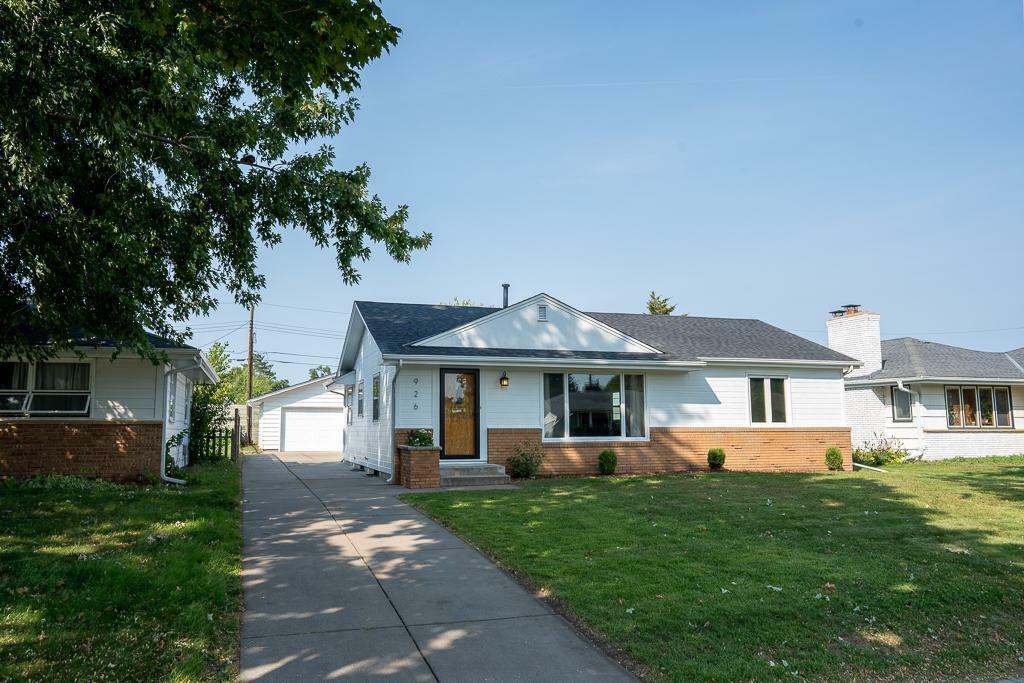 Property Photo:  926 W 61st Street  MN 55419 