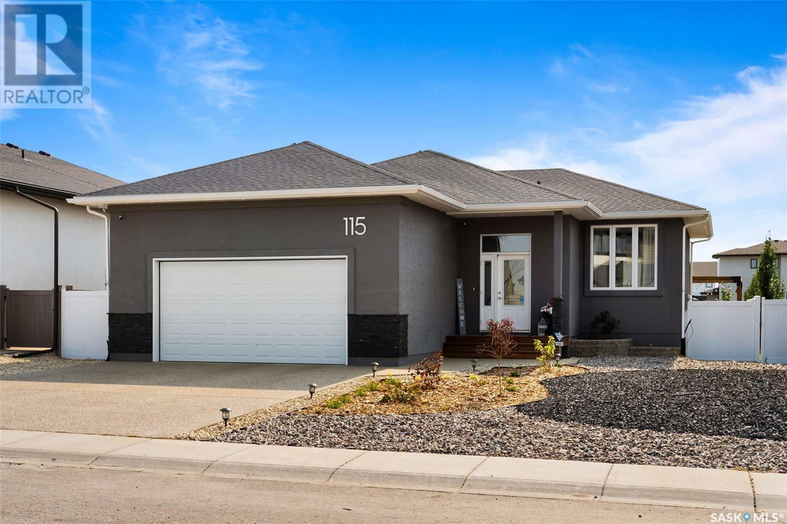 115 Vestor Drive  Pilot Butte SK S0G 3Z0 photo