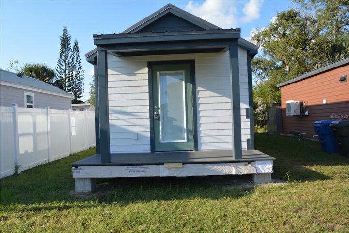 575 2nd Street  Oviedo FL 32765 photo