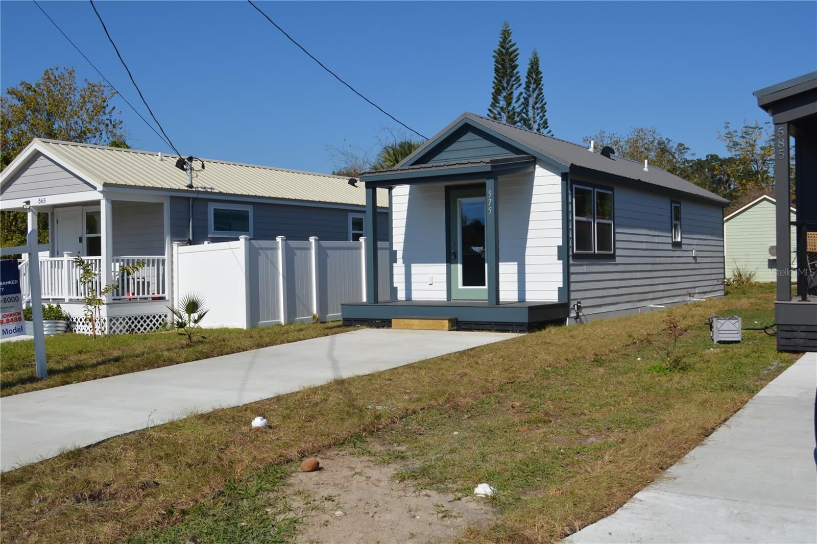 Property Photo:  575 2nd Street  FL 32765 