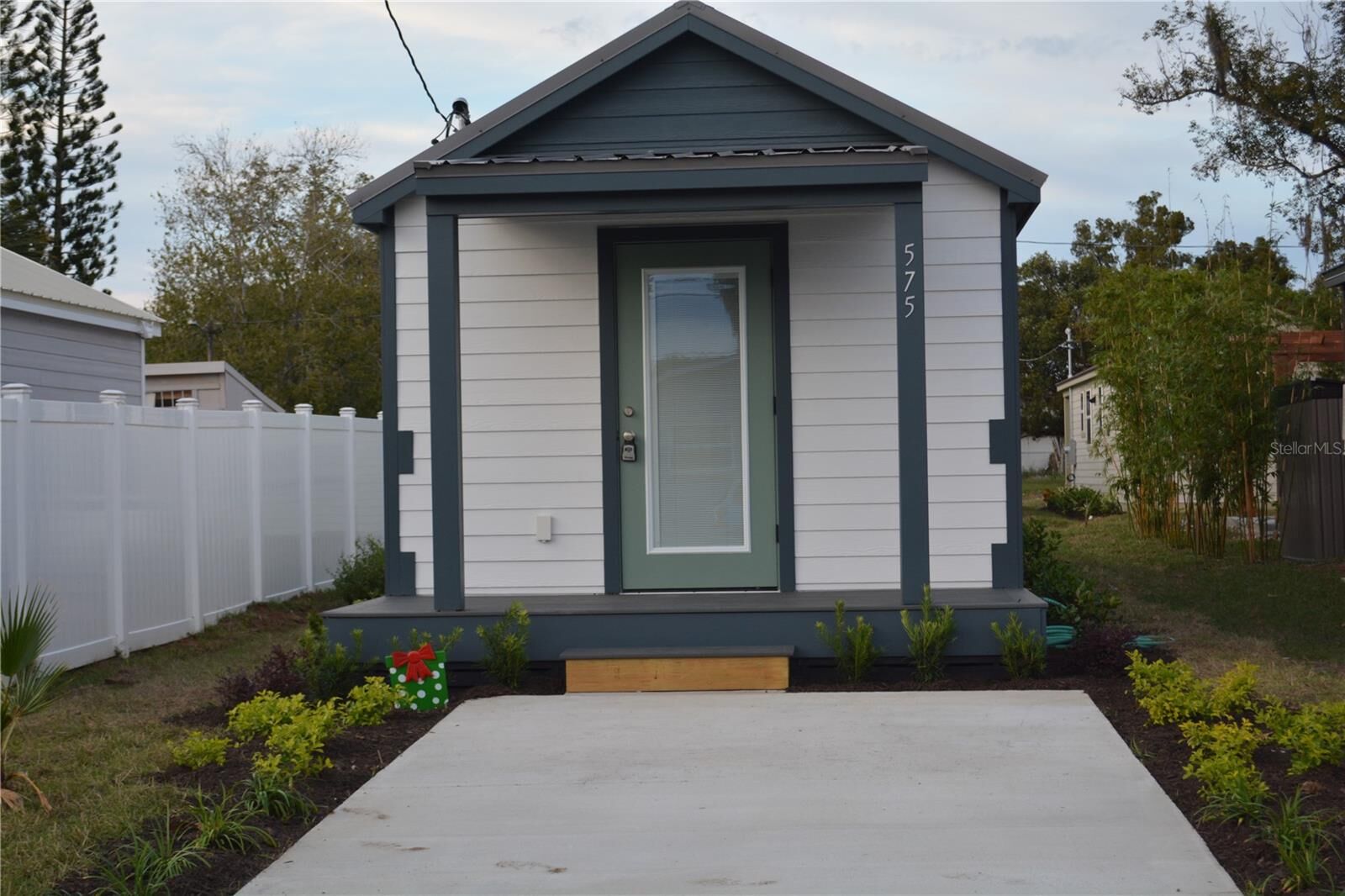 Property Photo:  575 2nd Street  FL 32765 