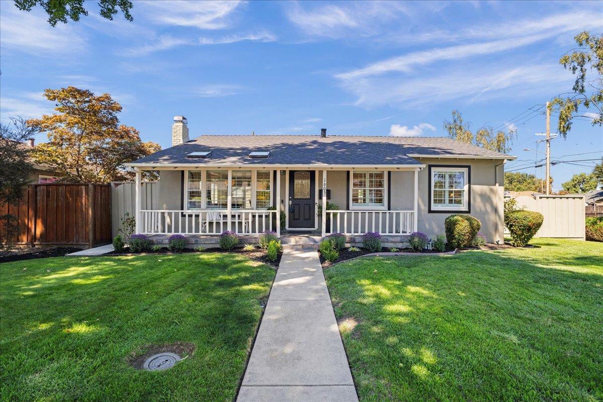 Property Photo:  1605 Newhall Street  CA 95050 