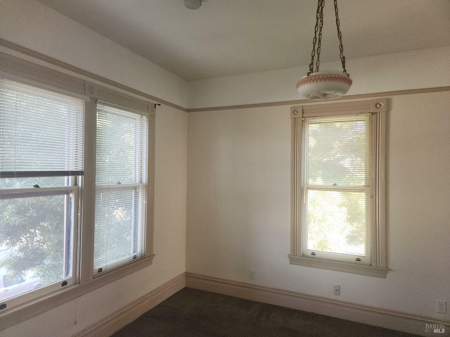 Property Photo:  919 921 Santa Clara Street 2  CA 94590 