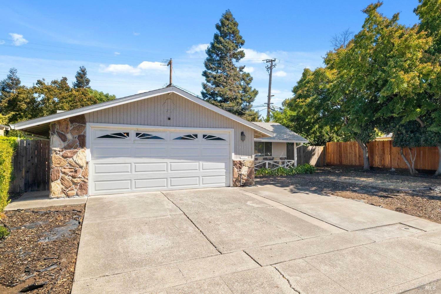 Property Photo:  1812 Clay Street  CA 94533 