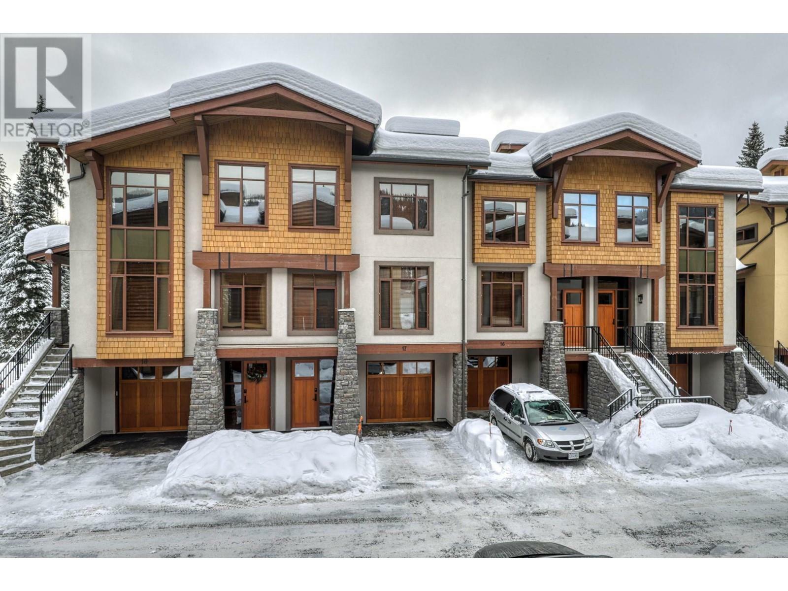 Property Photo: 3280 Village Way 17 BC V0E 5N0