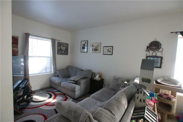 Property Photo:  392 Banning Street  MB R3G 2E5 