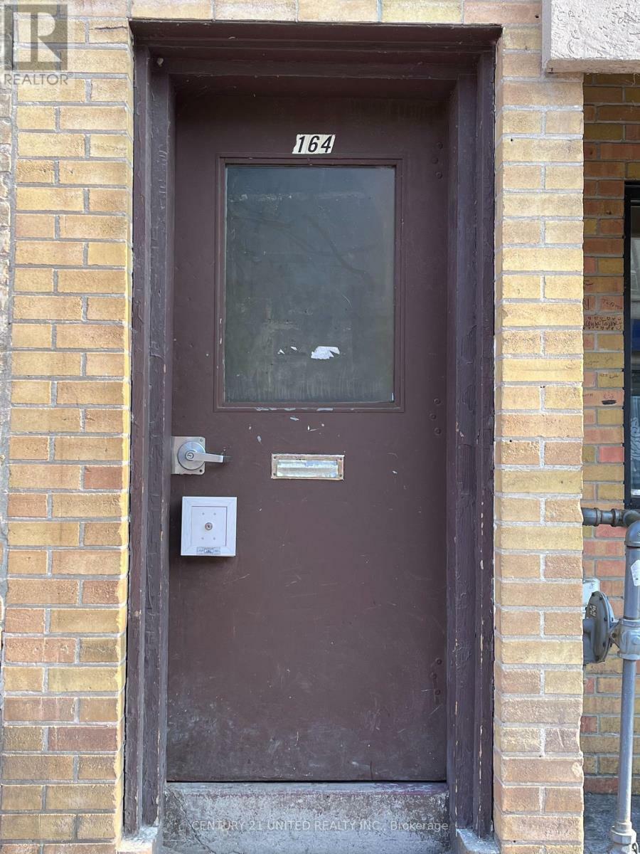 Photo de la propriété:  164 Charlotte Street 6  ON K9J 2T7 