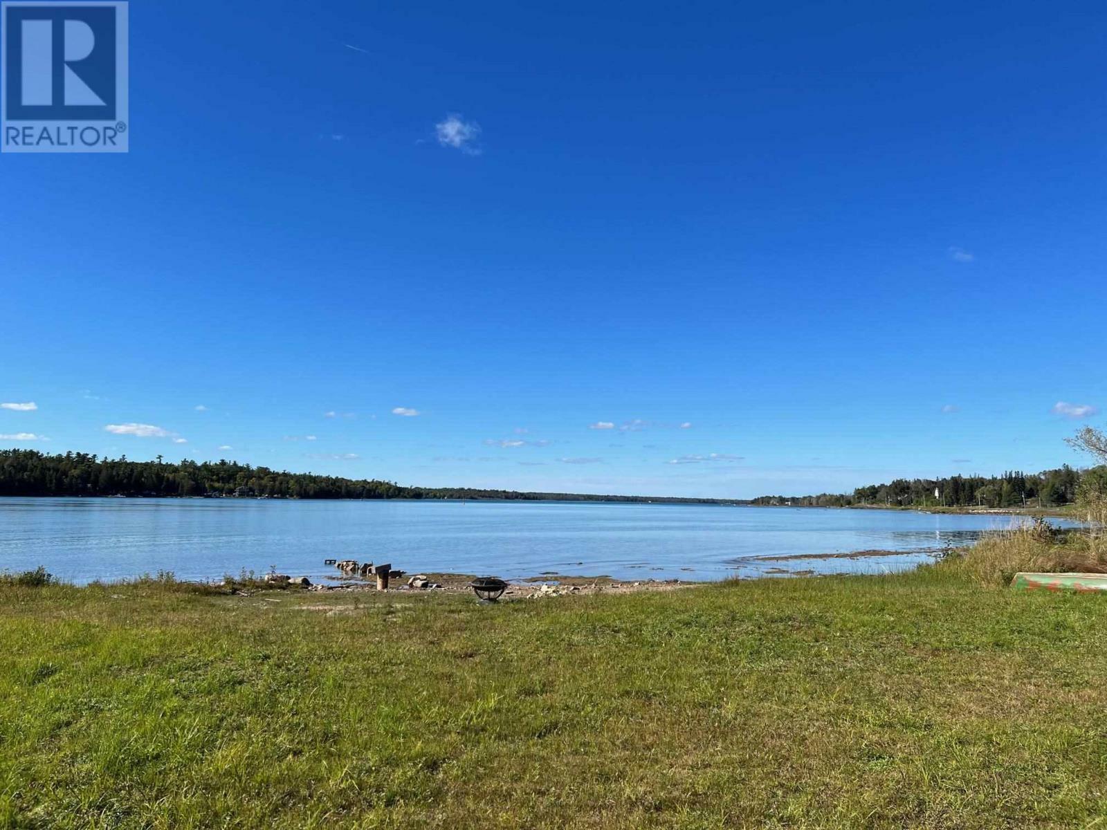 Photo de la propriété:  1405 Sailors Encampment Dr  ON P0R 1J0 