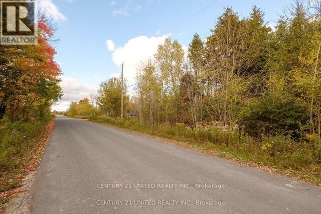 Photo de la propriété:  833 Iron Woods Dr Part 1  ON K0L 3A0 