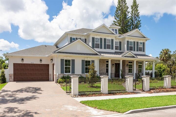 Property Photo:  4536 W Swann Avenue  FL 33629