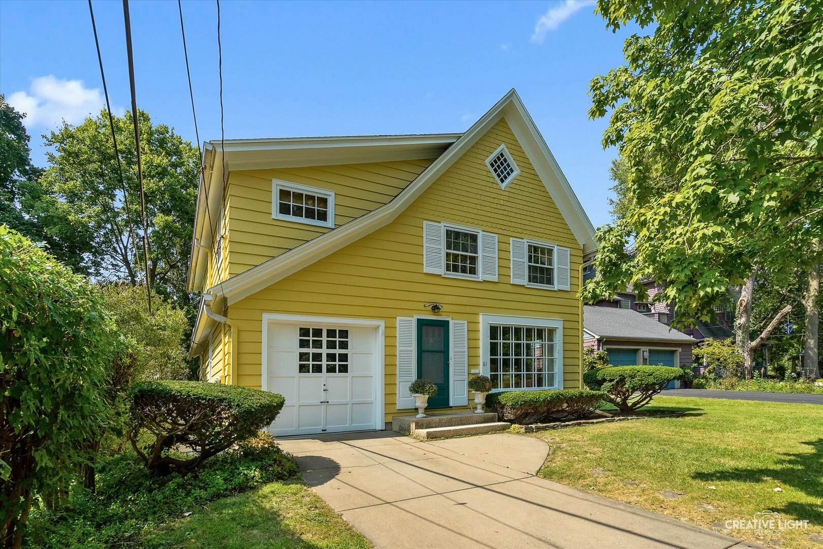 Property Photo:  61 S Russell Avenue  IL 60506 