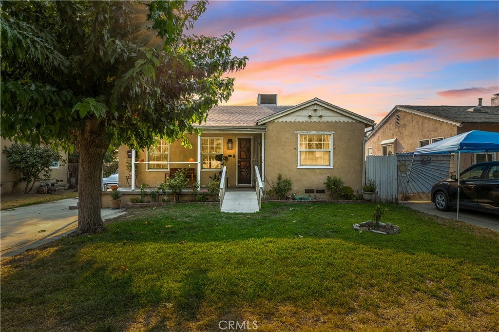 Property Photo:  2402 N Lugo Avenue  CA 92404 