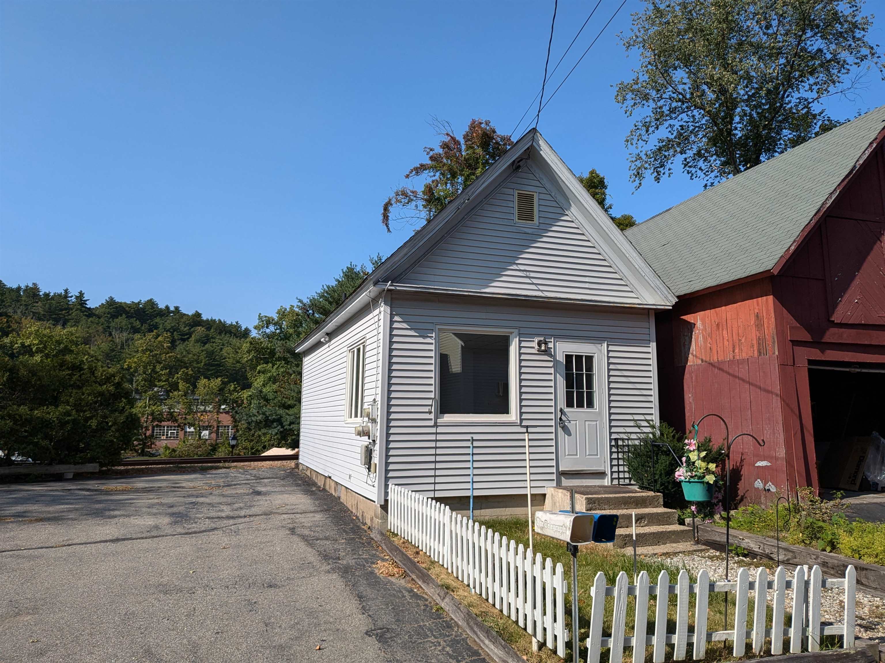 Property Photo:  20 Trackside Drive  NH 03086 