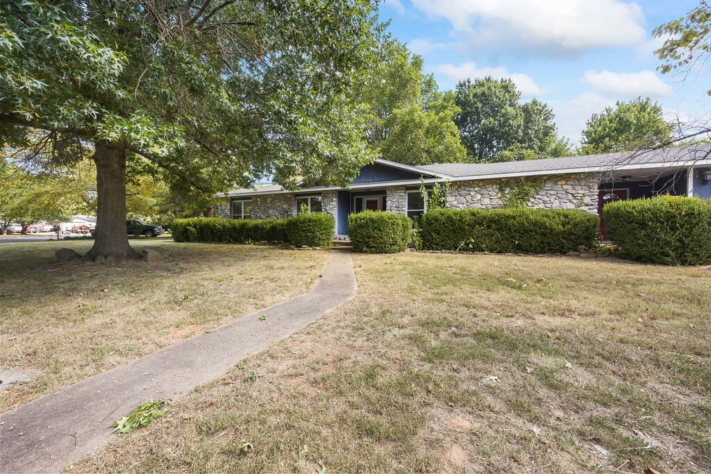 Property Photo:  4103 Seminole Valley Circle  AR 72764 