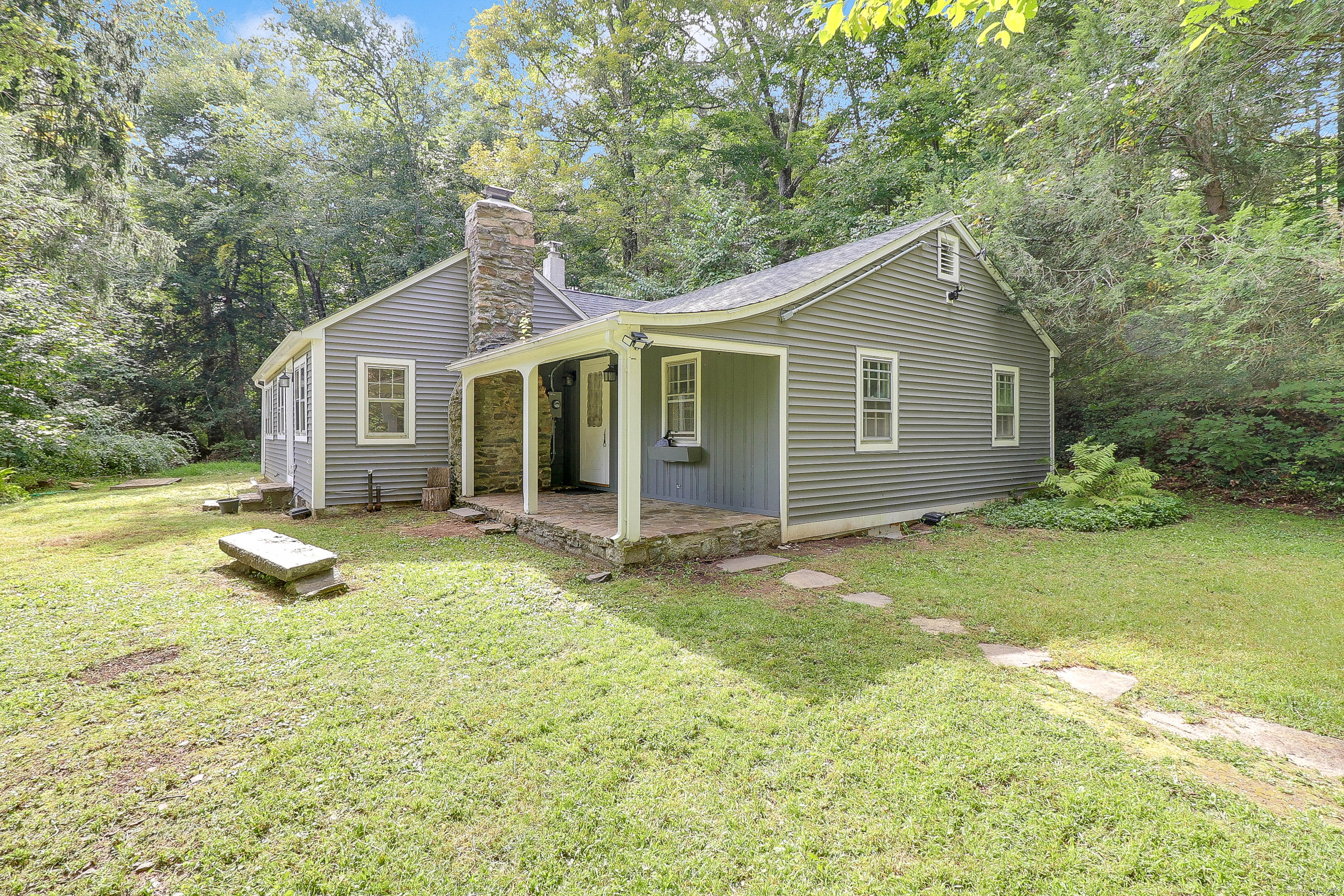 Property Photo:  550 Grassy Hill Road  CT 06798 