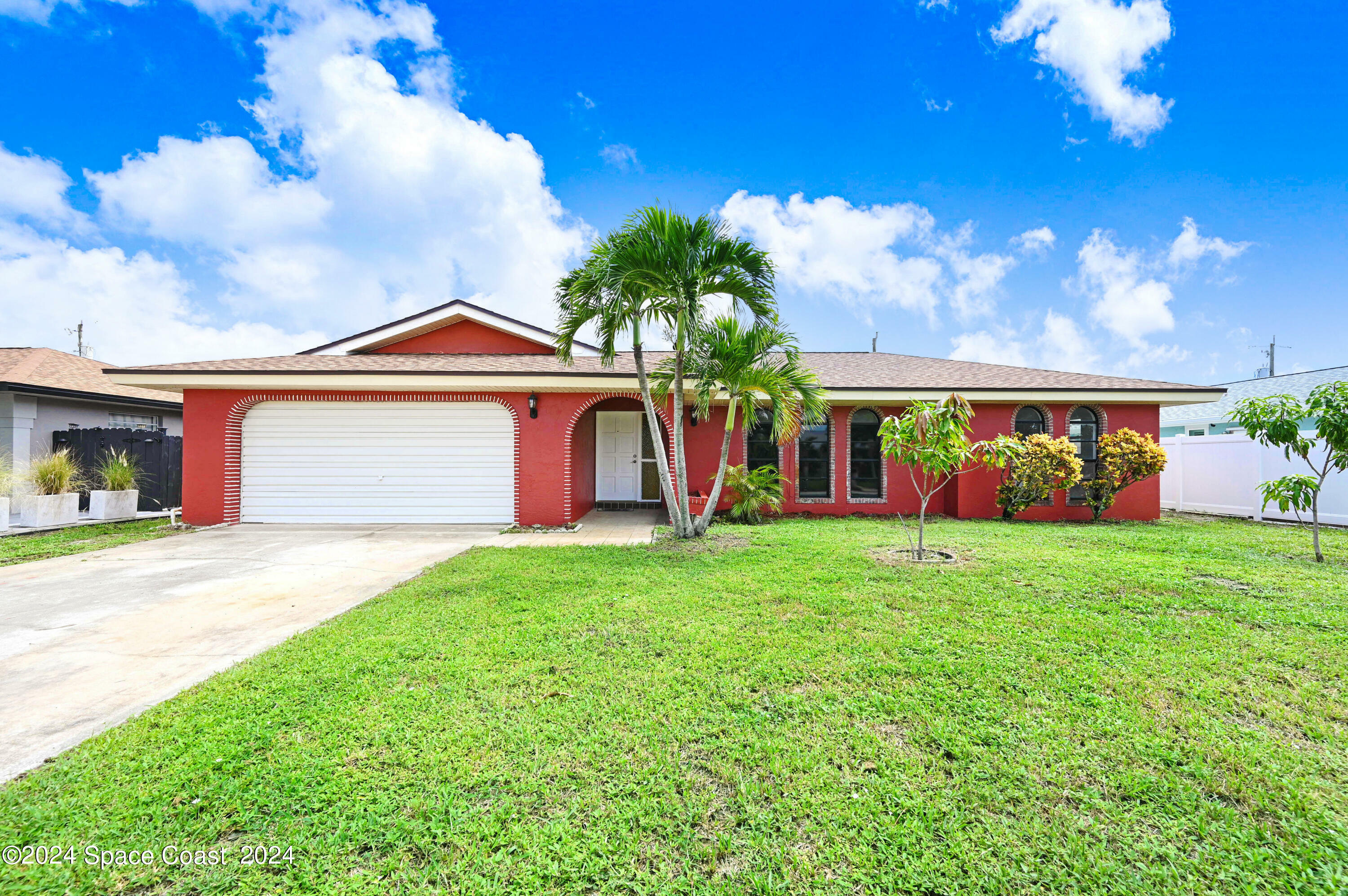 Property Photo:  765 Palm Drive  FL 32937 