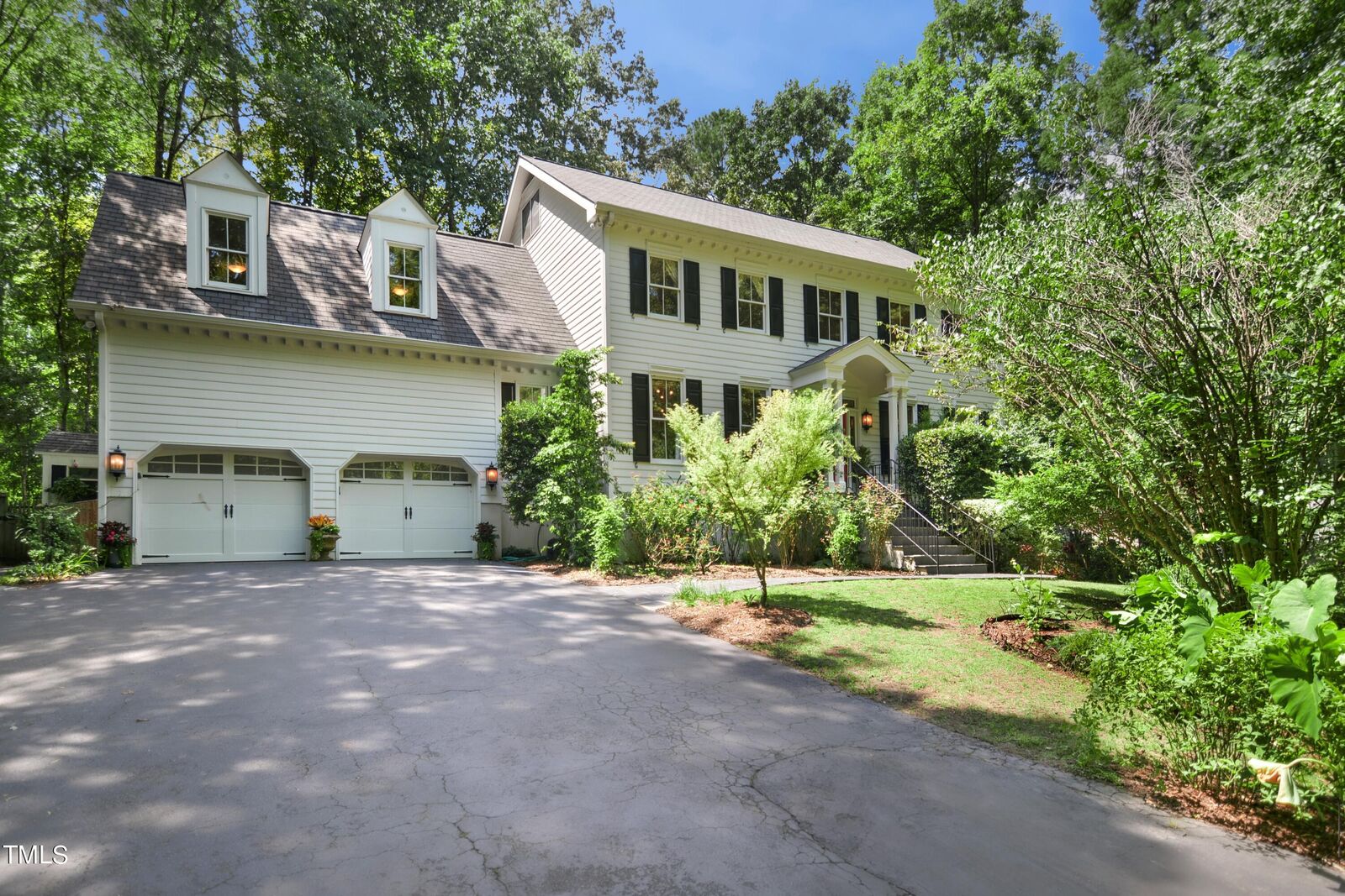 Property Photo:  816 Pinehurst Drive  NC 27517 