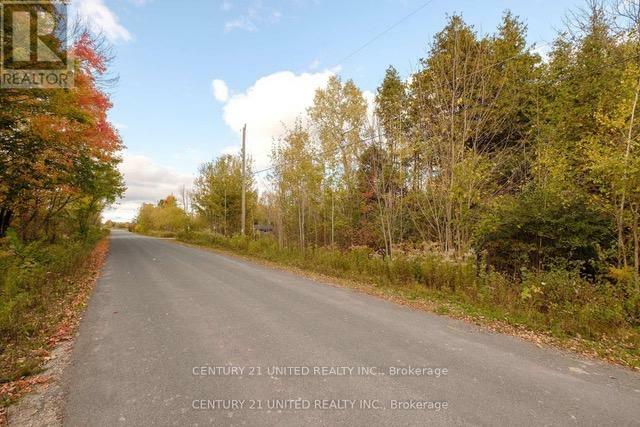 Property Photo:  833 Iron Woods Dr Part 1 N/A  ON K0L 3A0 