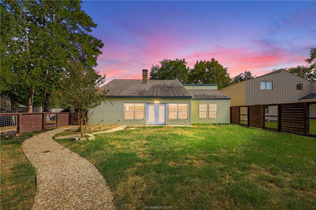 Property Photo:  1008 Arboles Circle  TX 77840 