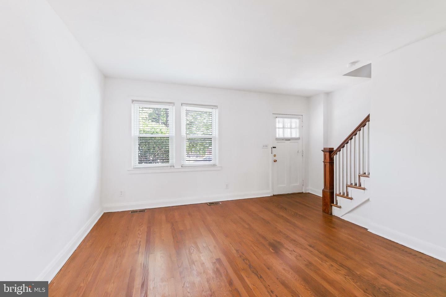 Property Photo:  125 W Meadow Road  MD 21225 