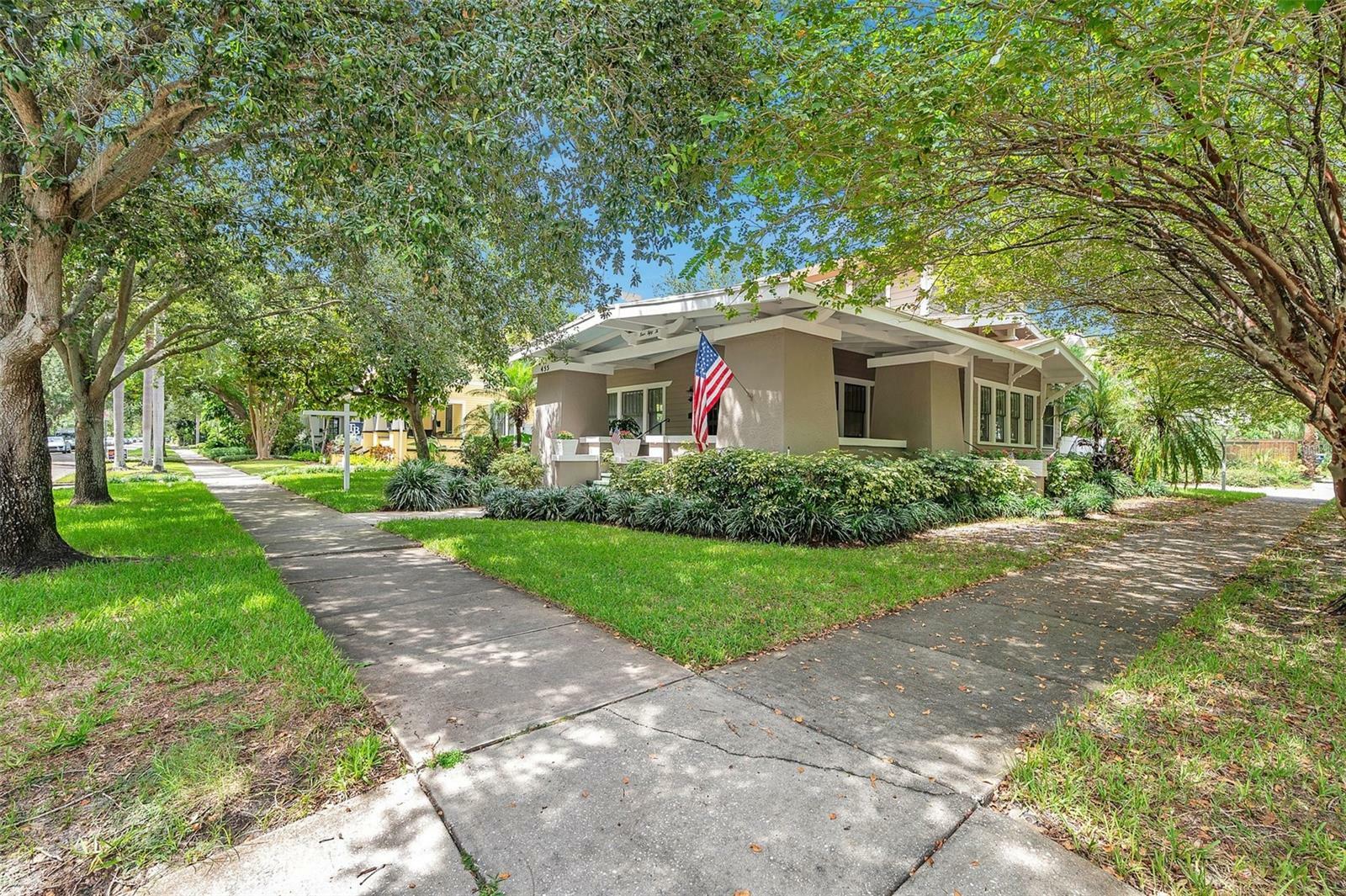 Property Photo:  455 13th Avenue NE  FL 33701 