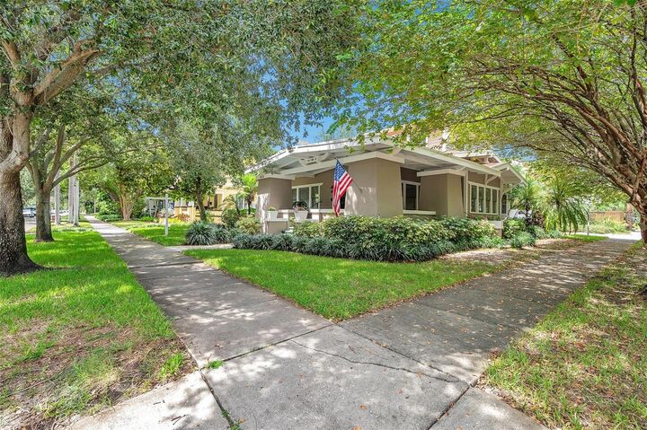 Property Photo: 455 13 Th Avenue NE FL 33701