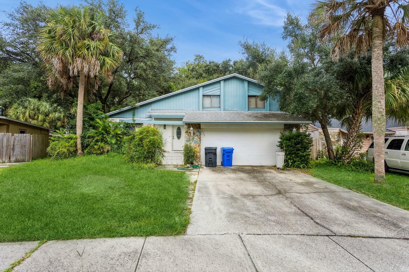 Property Photo:  16133 Ravendale Drive  FL 33618 