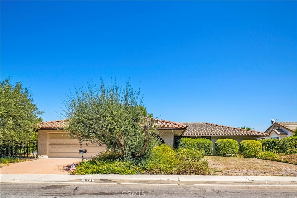 Property Photo:  21763 Ambar Drive  CA 91364 