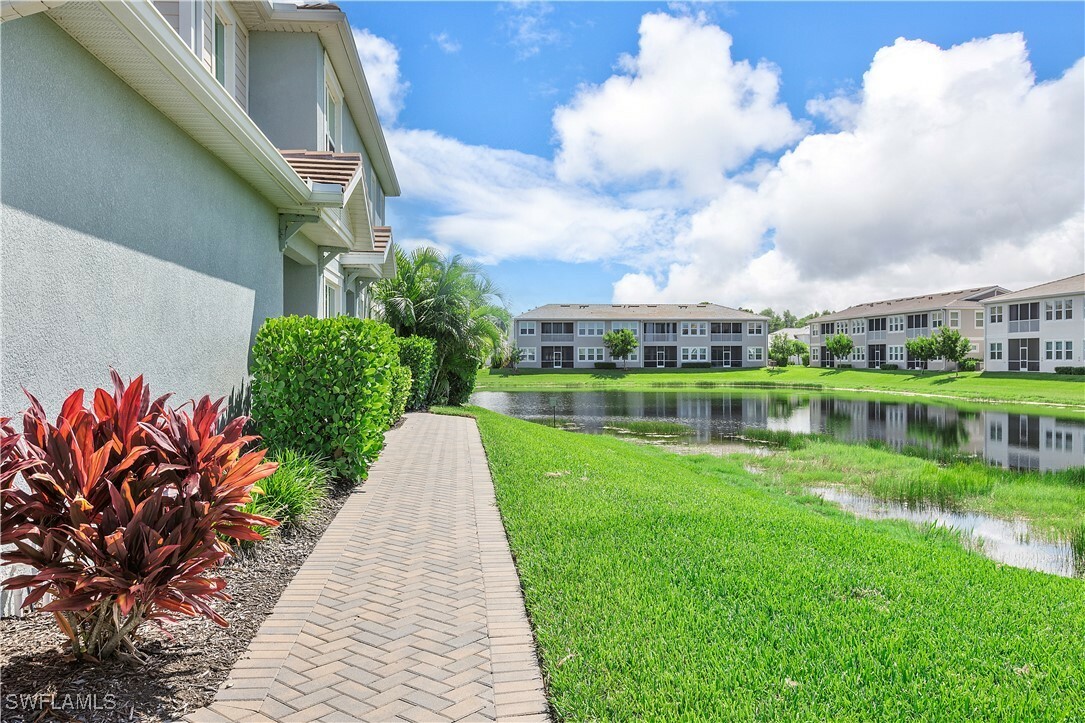 Property Photo:  4607 Arboretum Circle E 15 Unit 103  FL 34112 