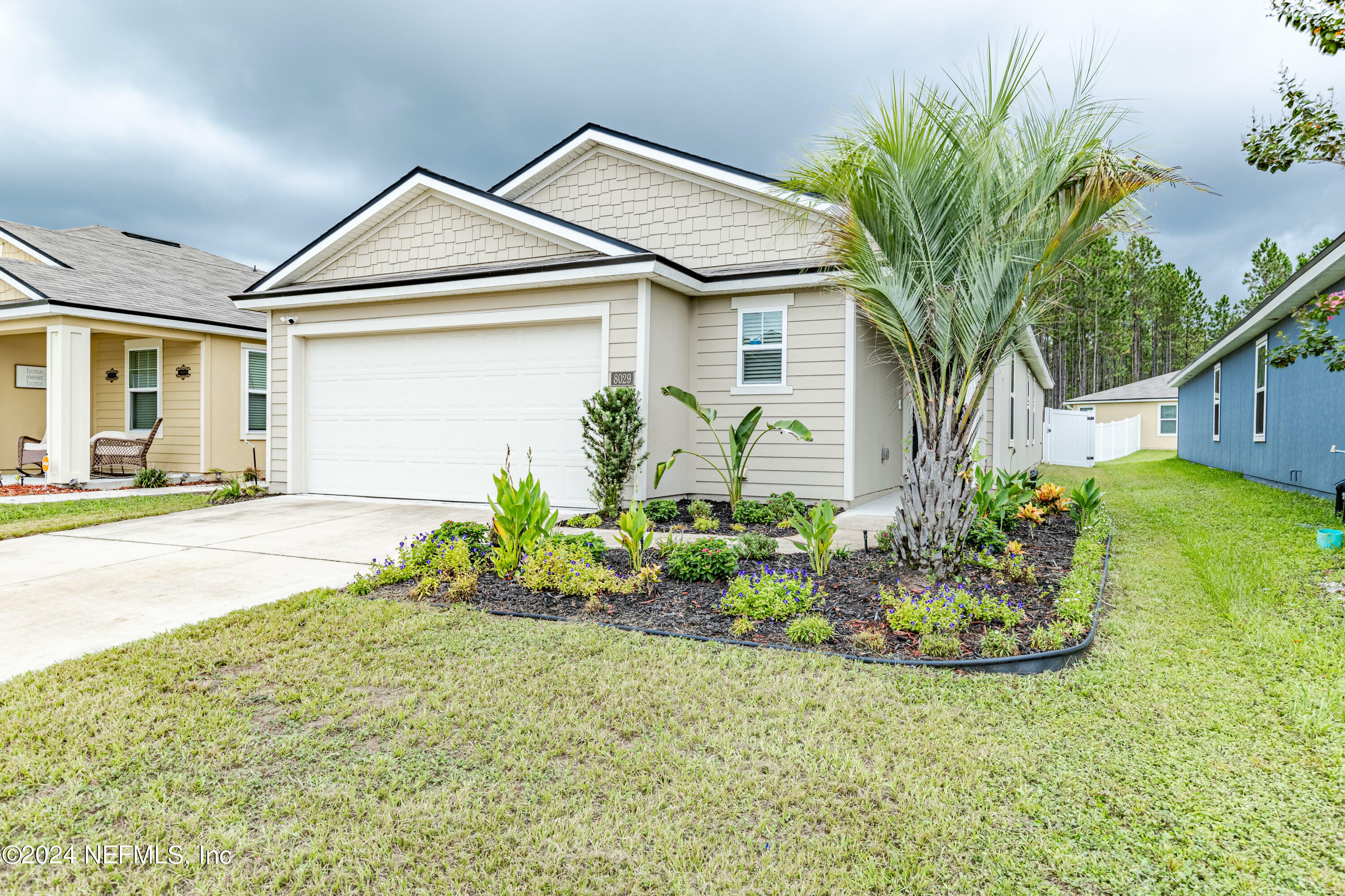 Property Photo:  8029 Cape Fox Drive  FL 32222 