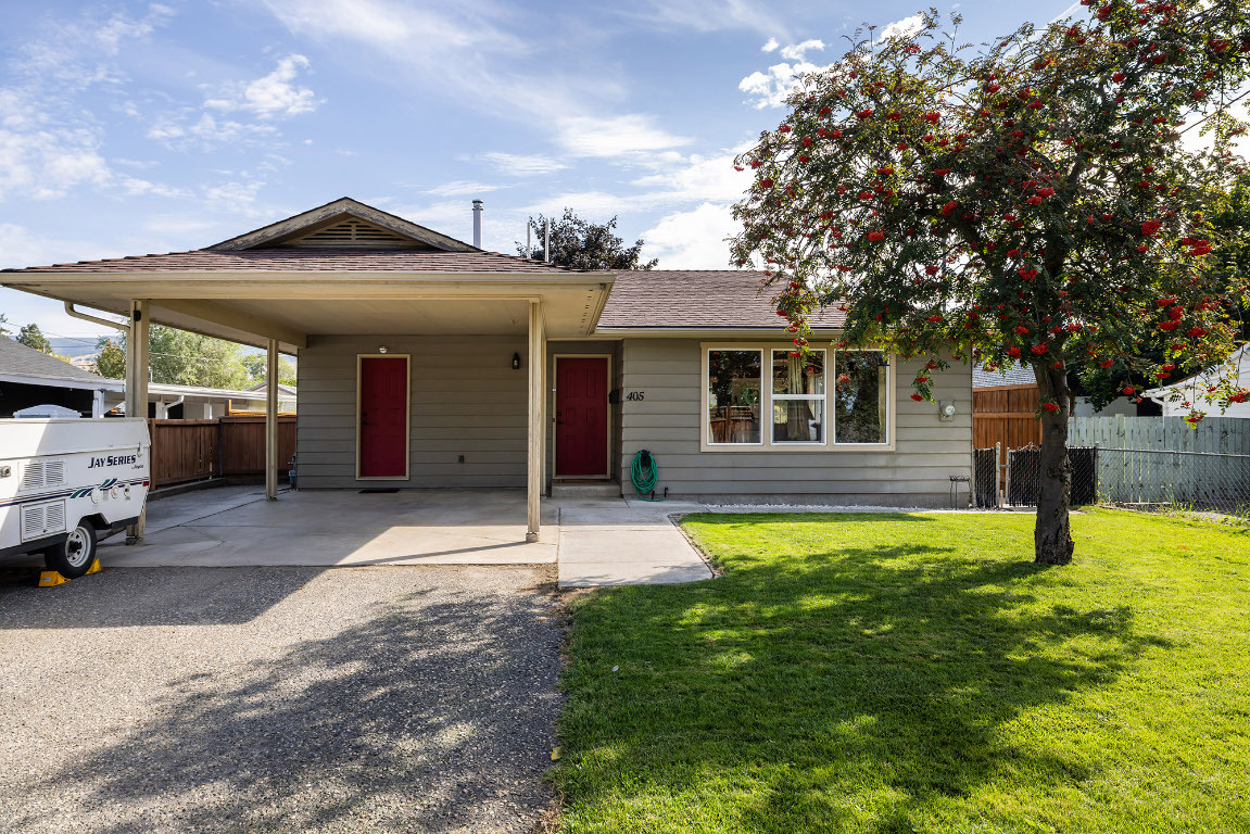 Property Photo:  405 Froelich Road  BC V1X 3M7 