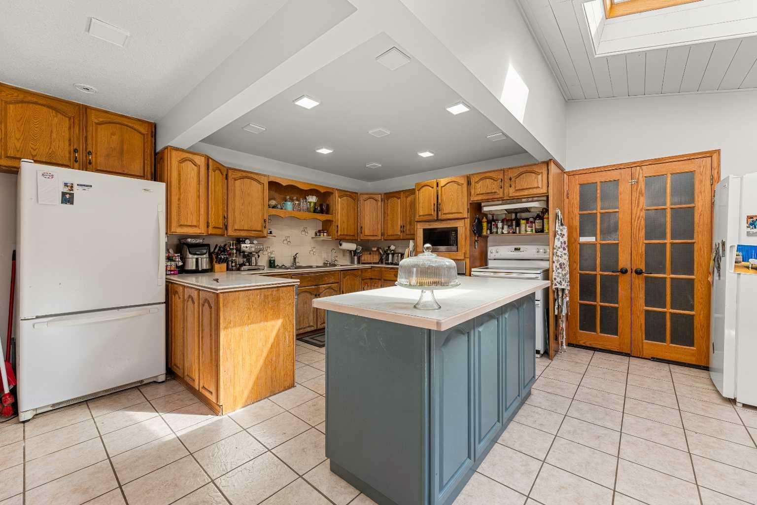Property Photo: 32578 Range Road 52 AB T0M 1X0